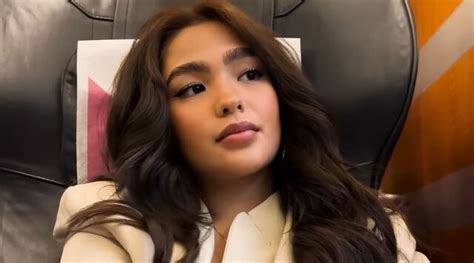 andrea brillantes solo finger|Andrea Brillantes Explains Why She Went To Spain Alone.